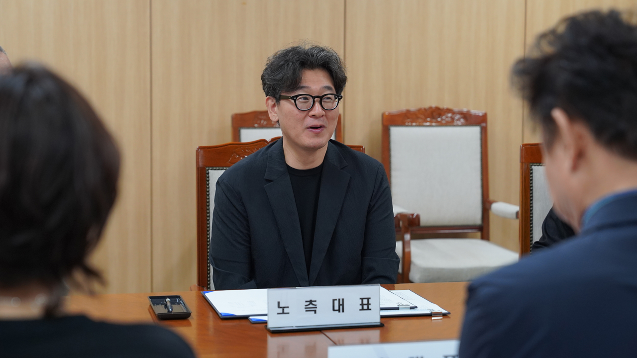 KIHASA Labor and Management Sign Agreement-1