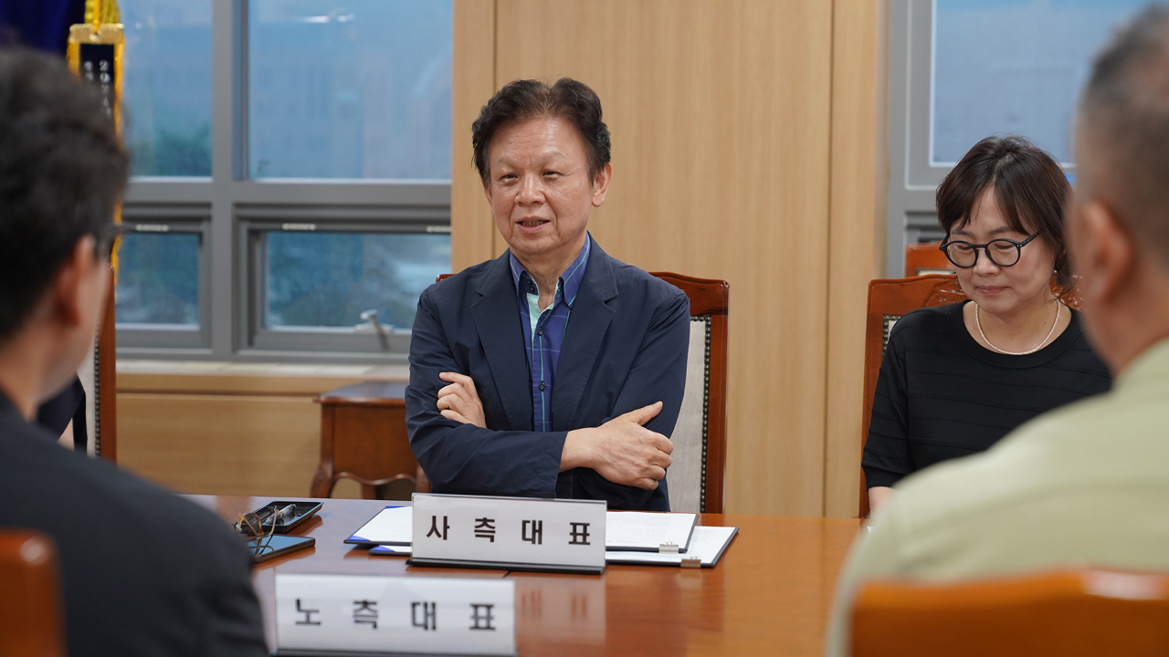 KIHASA Labor and Management Sign Agreement-3