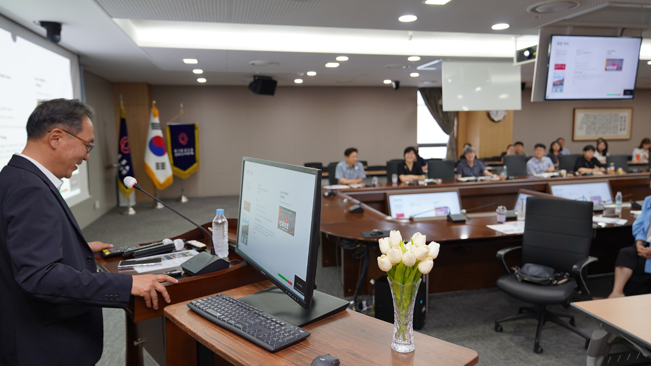 KIHASA Hosts Former Second Vice Minister Park Min-soo for Special Lecture-10